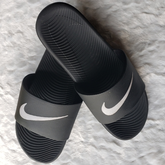 Nike Other - Black and White Nike Slides